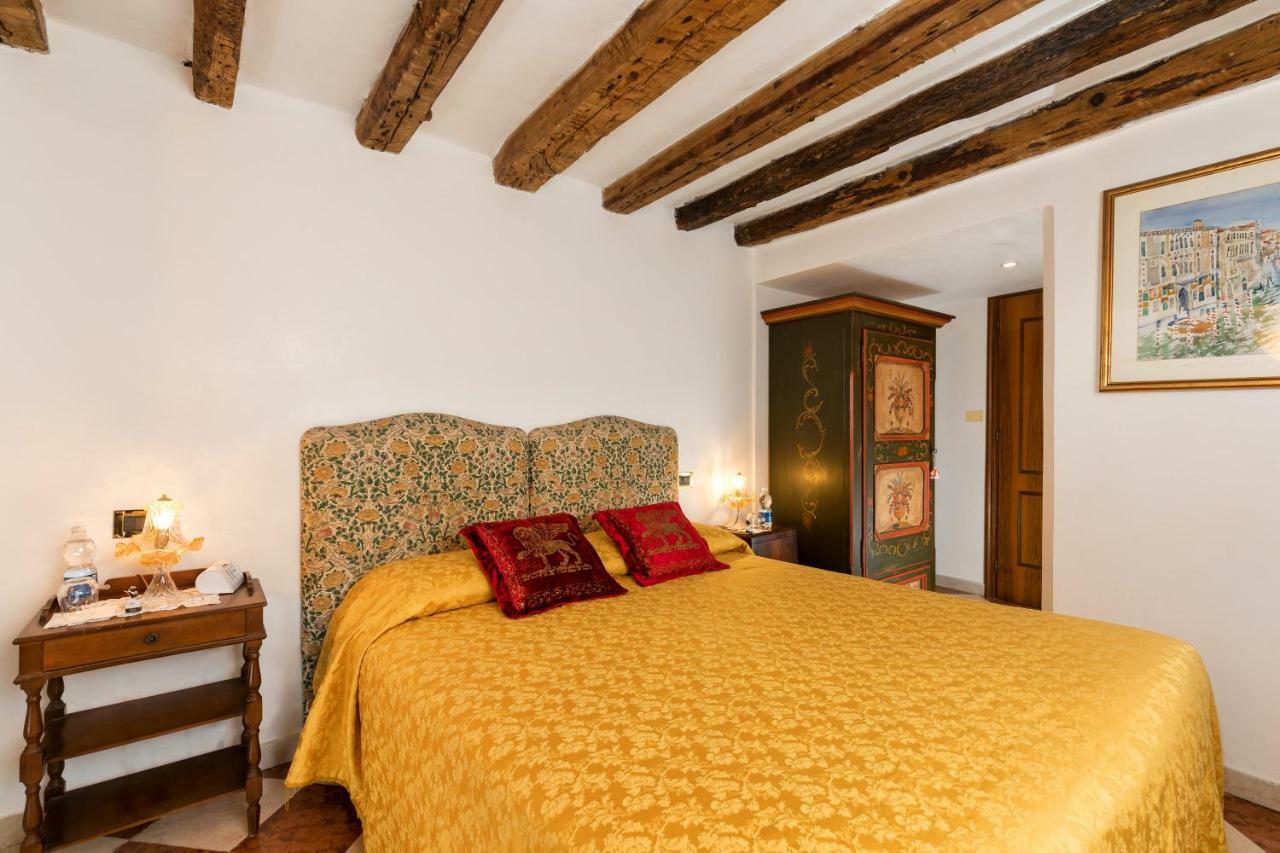 Luxury Venetian Venecia